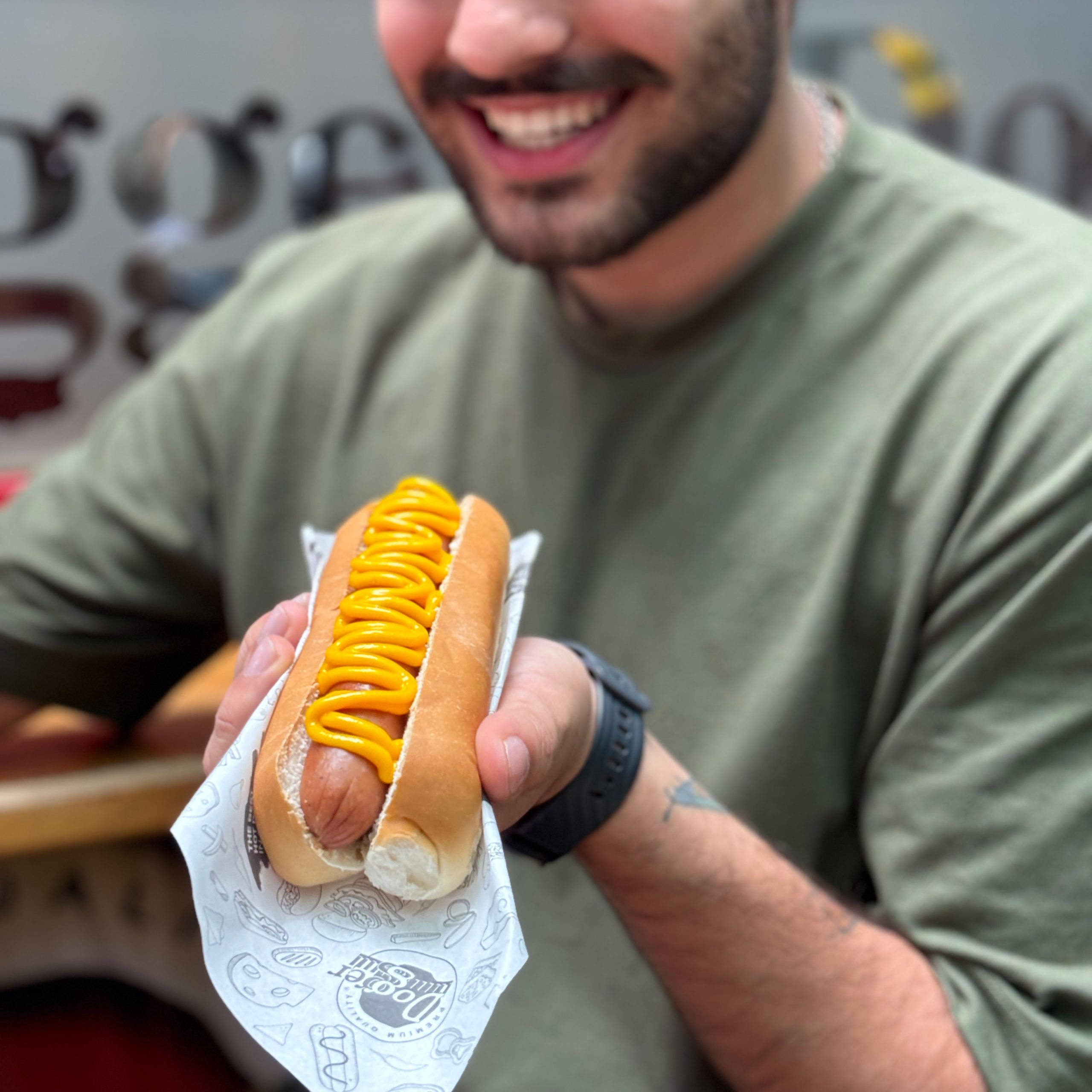 doggerqueso scaled.jpg
